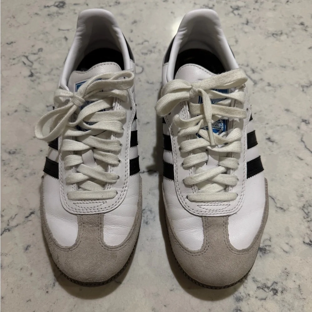 Adidas Sambas — Men’s 7